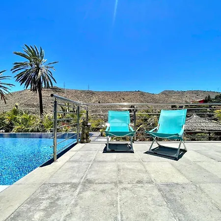 Beautiful Villa8, Freewifi, Shared Swimming Pool With Unforgettable Panoramic View Willa Balcon de Telde